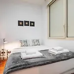 The Collection - Placa Catalunya 3bedroom Duplex With Balcony ברצלונה