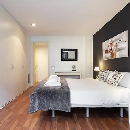 Placa Catalunya 3Bedroom Duplex With Balcony Barcelona
