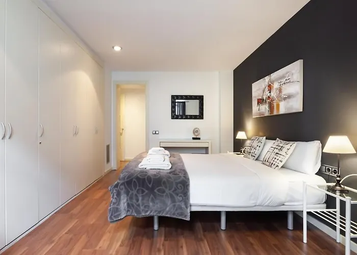 The Collection - Placa Catalunya 3bedroom Duplex With Balcony برشلونة